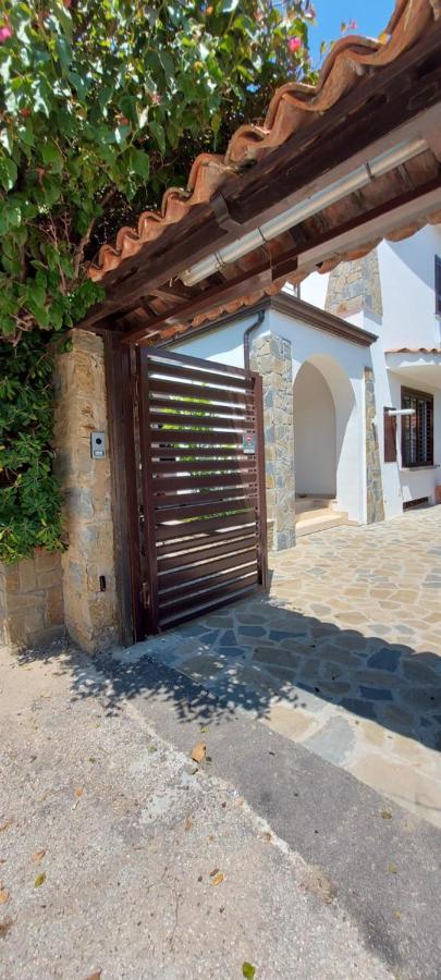 Апартаменти Stella Maris B Санта-Марія-ді-Кастеллабате Екстер'єр фото